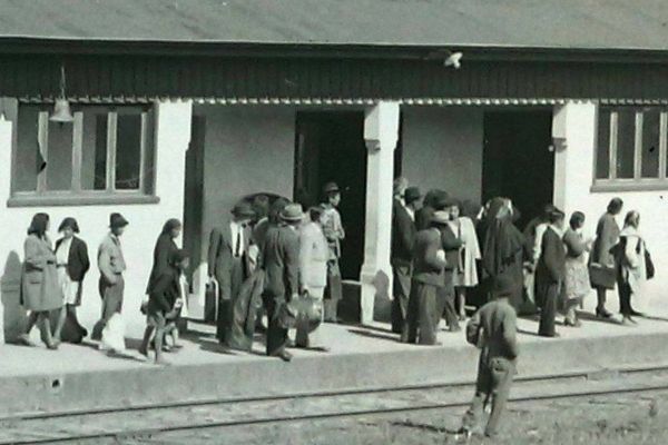 antiguo-57aaaa22d5-e24c-ecf7-195f-a24f293f6412EB1B8805-225C-A5D2-6CF4-D0EAE20BF3D7.jpg