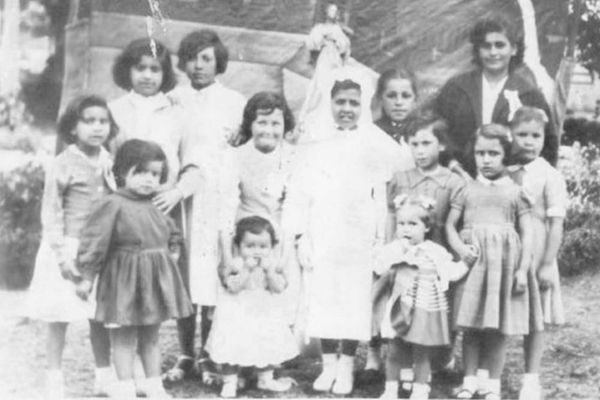 gentedecanete5c4e2041-1ab1-91a7-78c3-f486b31d56af22F3E76B-AD27-BA78-11B7-0FE8D1201CC0.jpg