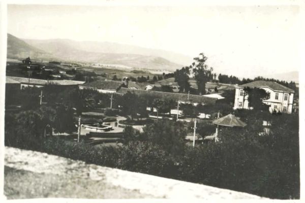 plaza1390F5C01-5A59-8E0E-D8E0-985514DDF8DB.jpg