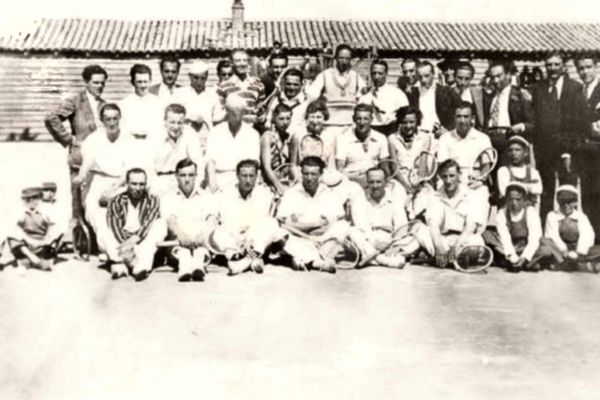 tenistas1caa9adde-413d-e28e-7465-8acb553e8542F0CD39C7-2AF0-5B8C-32A3-6666EB8C60BB.jpg