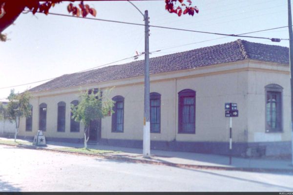 frontis10D232758-0AFE-601A-25F2-A603DB73857B.jpg