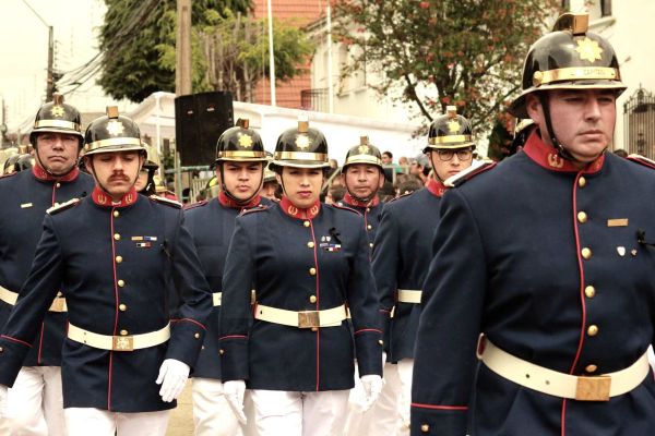 desfile9D0ED913-FCF6-9791-AC48-7F7DC9162B83.jpg